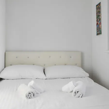 Saillon, Maison 5 Pers - Terrasse - Parking Prive