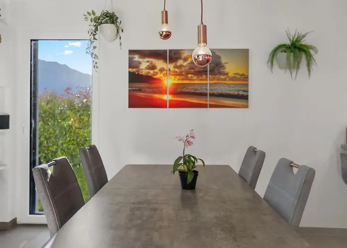 Saillon, Maison 5 Pers - Terrasse - Parking Prive Saillon