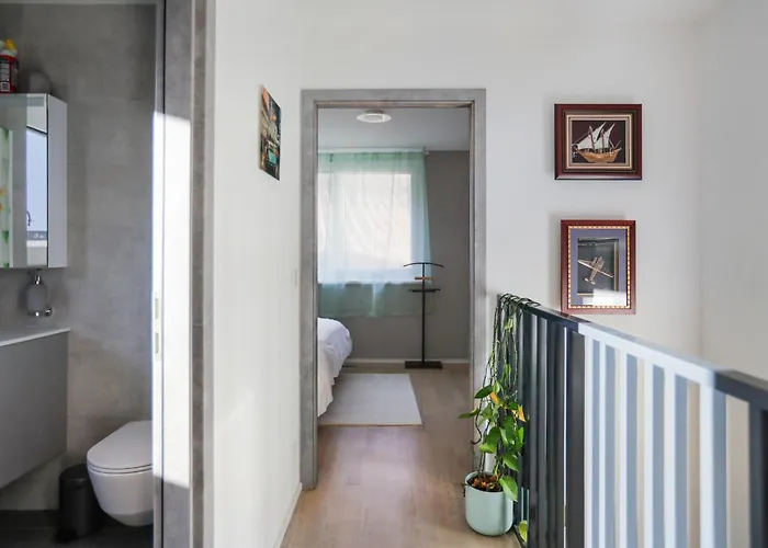 Saillon, Maison 5 Pers - Terrasse - Parking Prive *